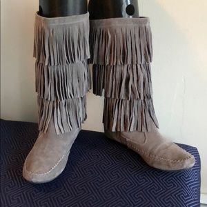 LC fringe boots